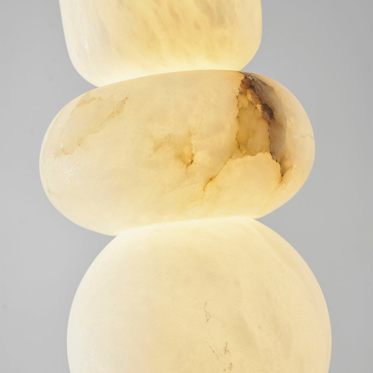 Alabaster Totem Pendant Lamp – Natural Stone Cylinder & Brass Modern LED Pendant
