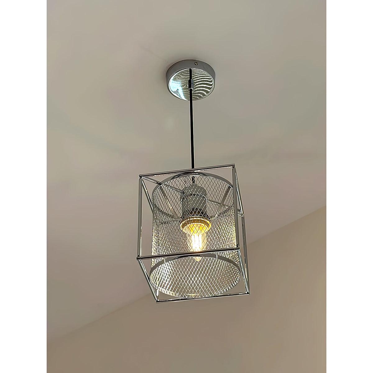 Clarus Pendant Lamp – Refined Industrial Chrome Mesh Drum Pendant