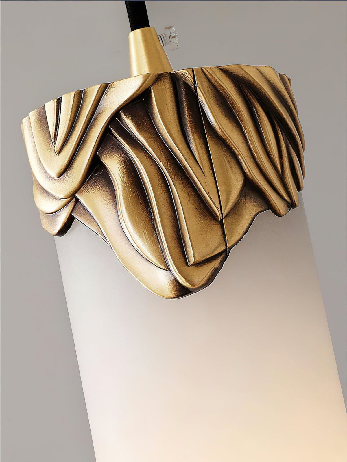 Dansani Lyra Alabaster Pendant Light – Natural Alabaster Cylinder & Brass Pendant