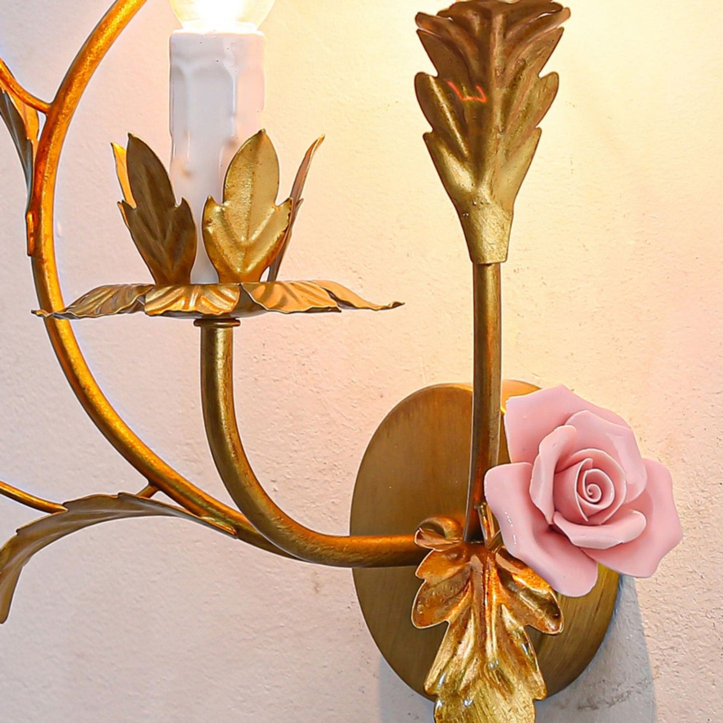 Heritage Floral Wall Lamp - Modern Ceramic & Brass Floral Sconce | Artistic Vanity Light