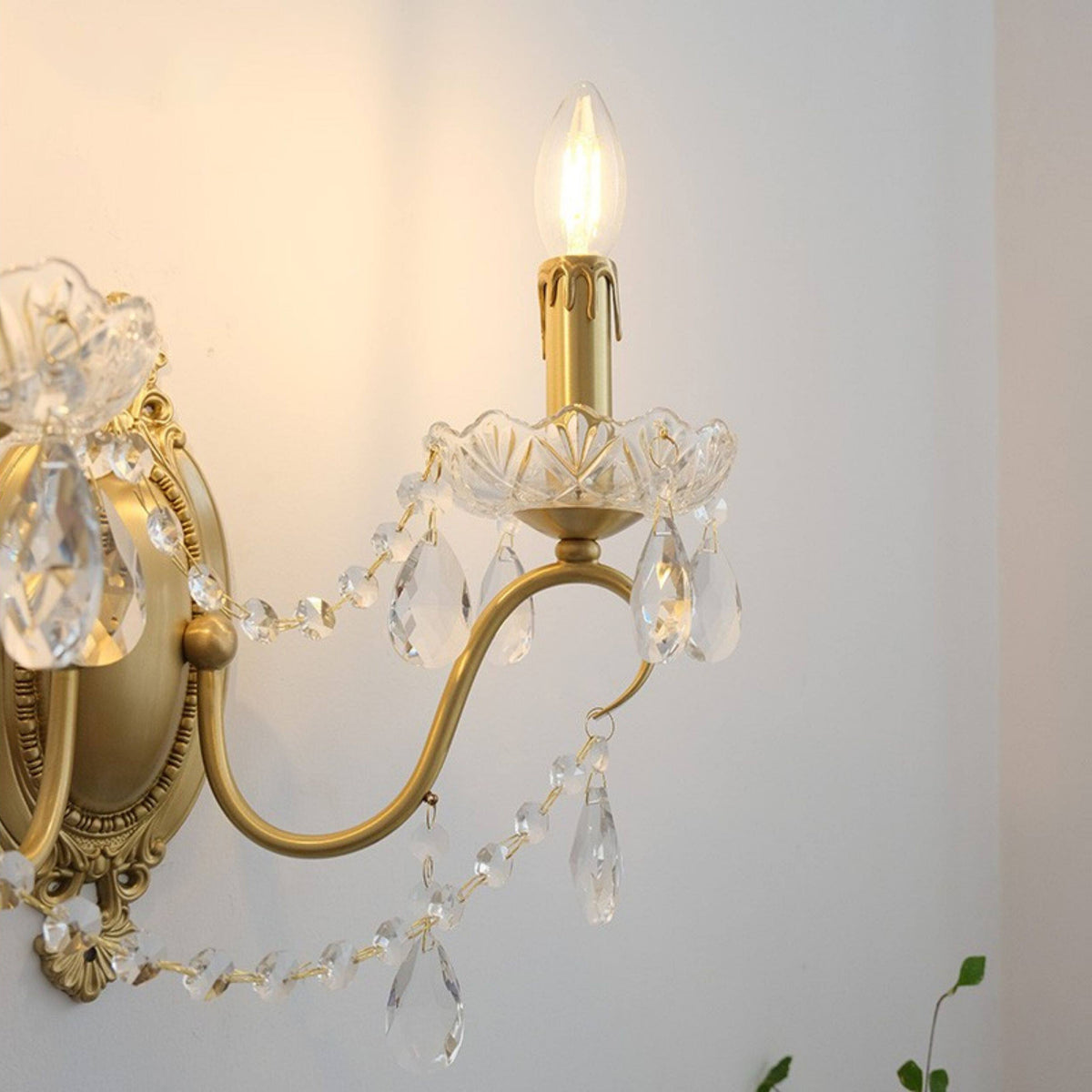 Ondersley Crystal Wall Lamp - European Classical Brass & Faceted Crystal Sconce