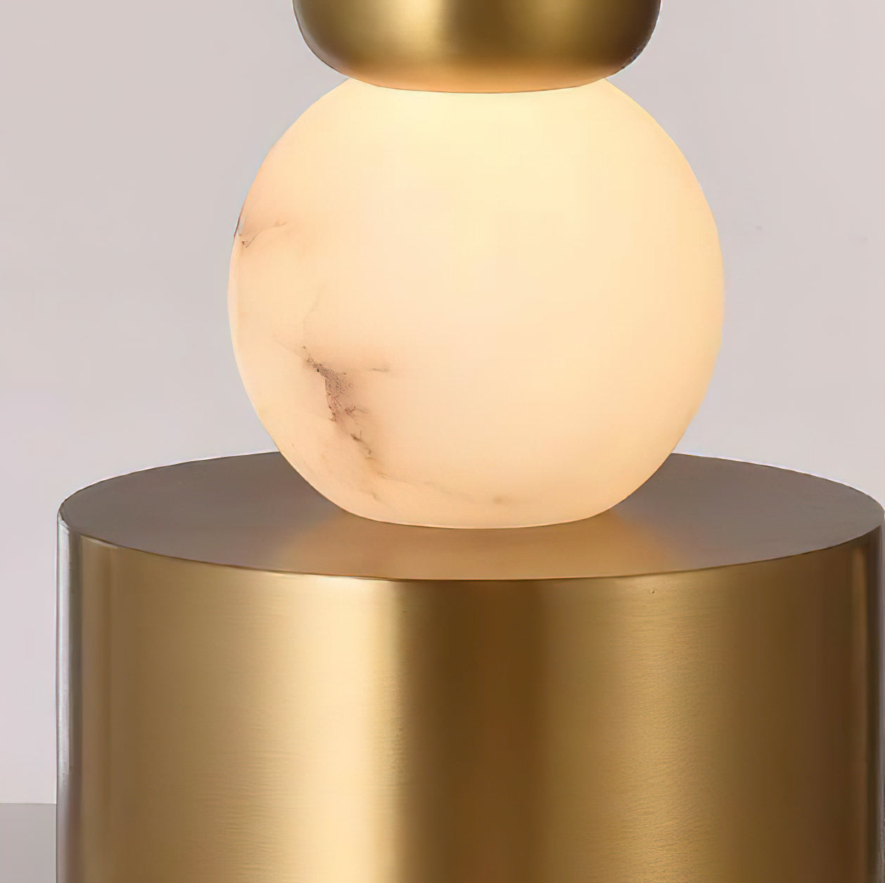 Pearl Xyx Alabaster Table Lamp - Stacked Stone Spheres & Gold Base