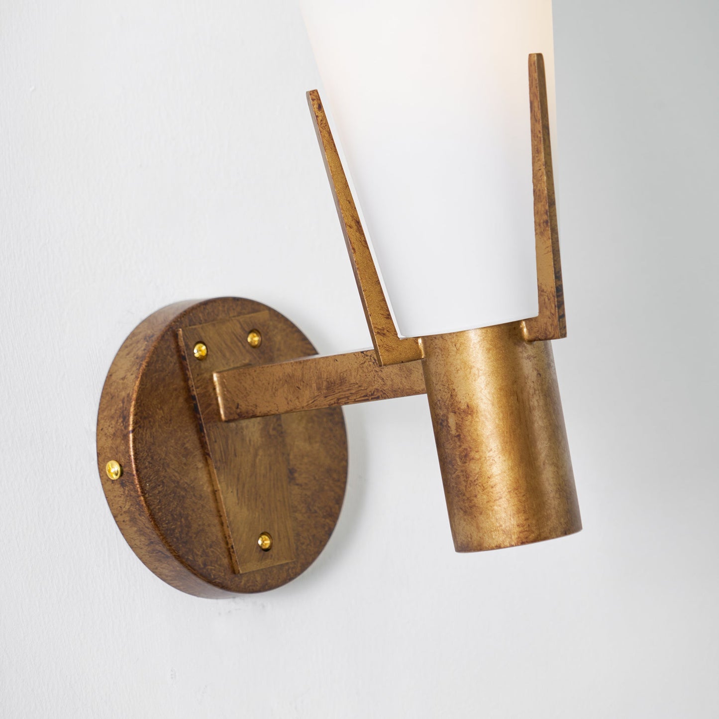 Stilnovo Wall Lamp - Antique Brass Trident Sconce | Opaque Glass Globe Wall Light