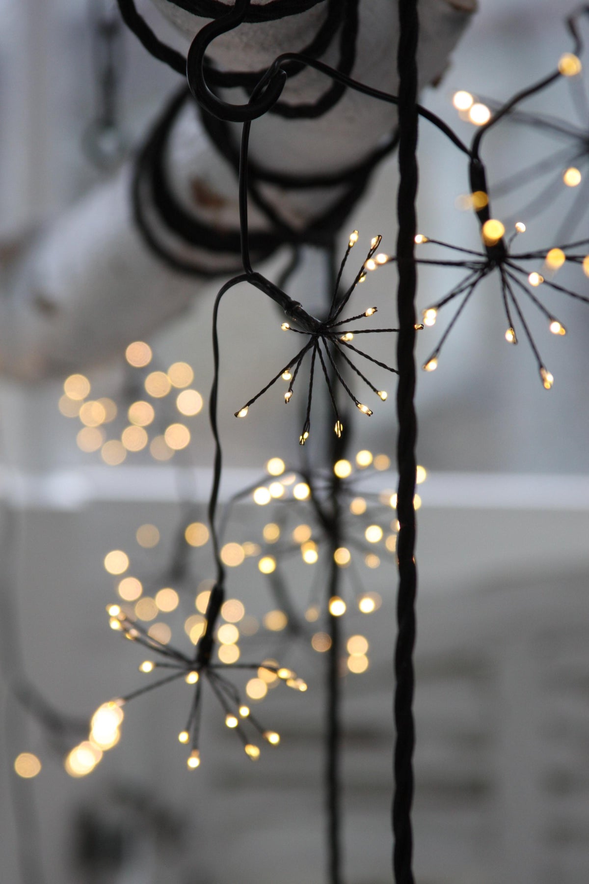 Starburst Chain Lights – Indoor & Outdoor Fireworks String Lights