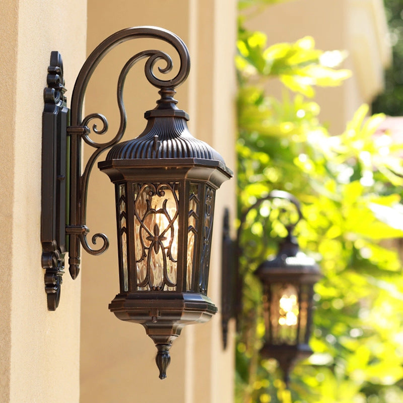 European Vintage Waterproof Outdoor Wall Lamp - IP65 Retro Sconce for Courtyard & Patio