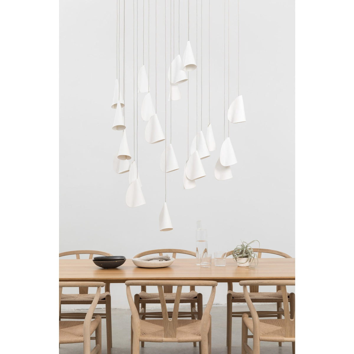 21 Thin Porcelain Pendant Lamp – Hand-Formed Ceramic Organic Multi-Head Suspension Light
