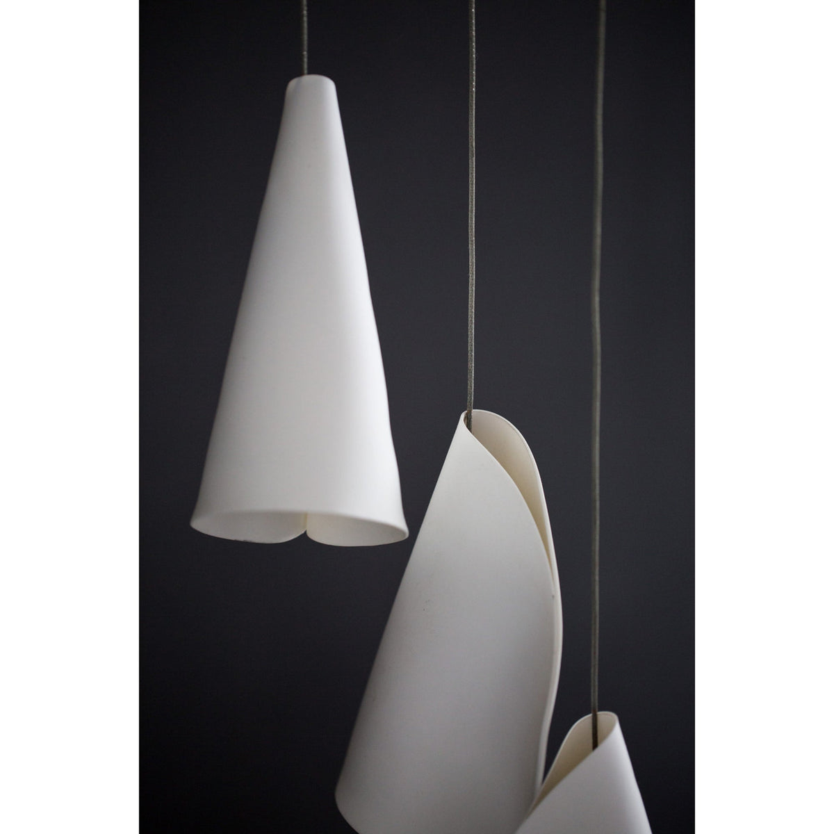 21 Thin Porcelain Pendant Lamp – Hand-Formed Ceramic Organic Multi-Head Suspension Light