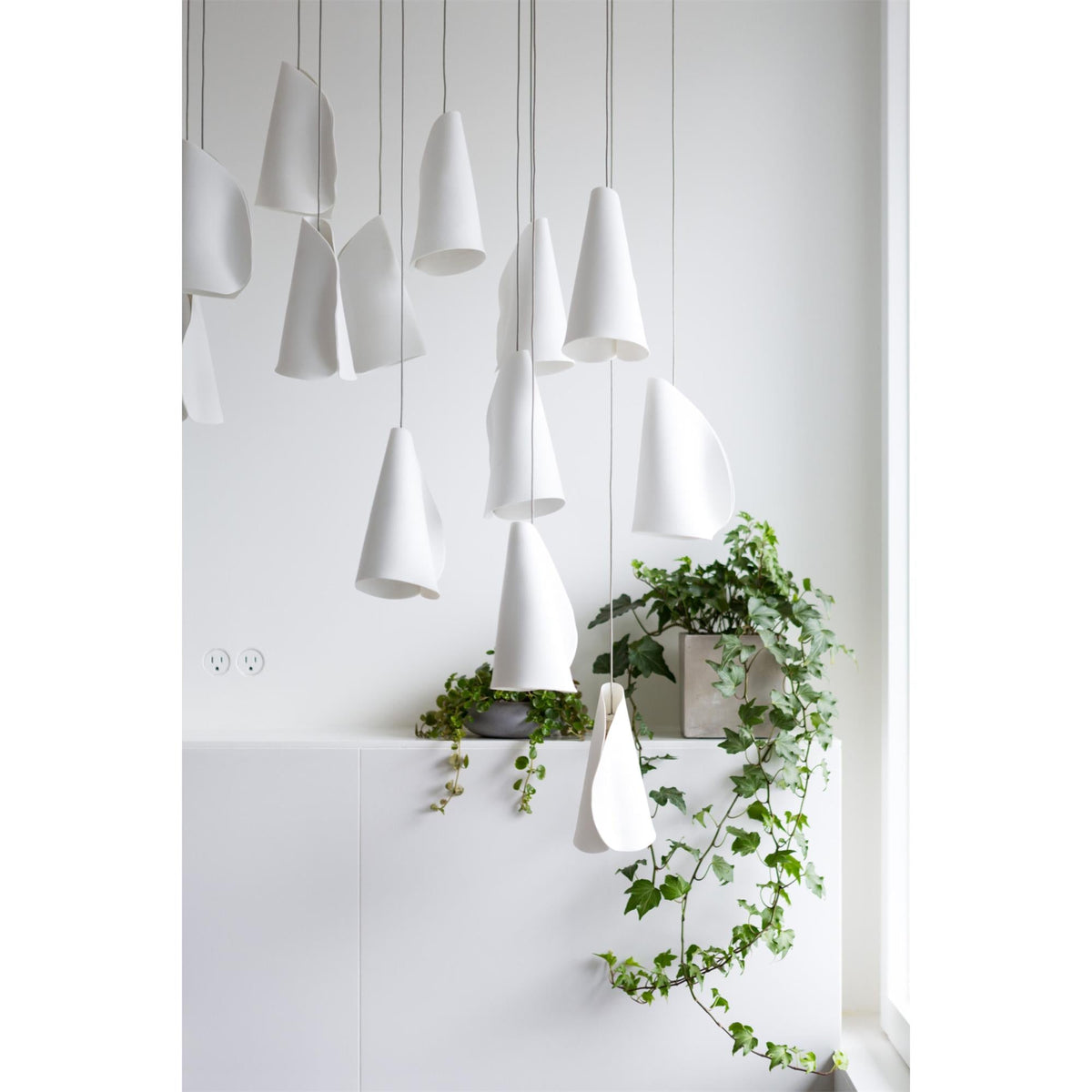 21 Thin Porcelain Pendant Lamp – Hand-Formed Ceramic Organic Multi-Head Suspension Light
