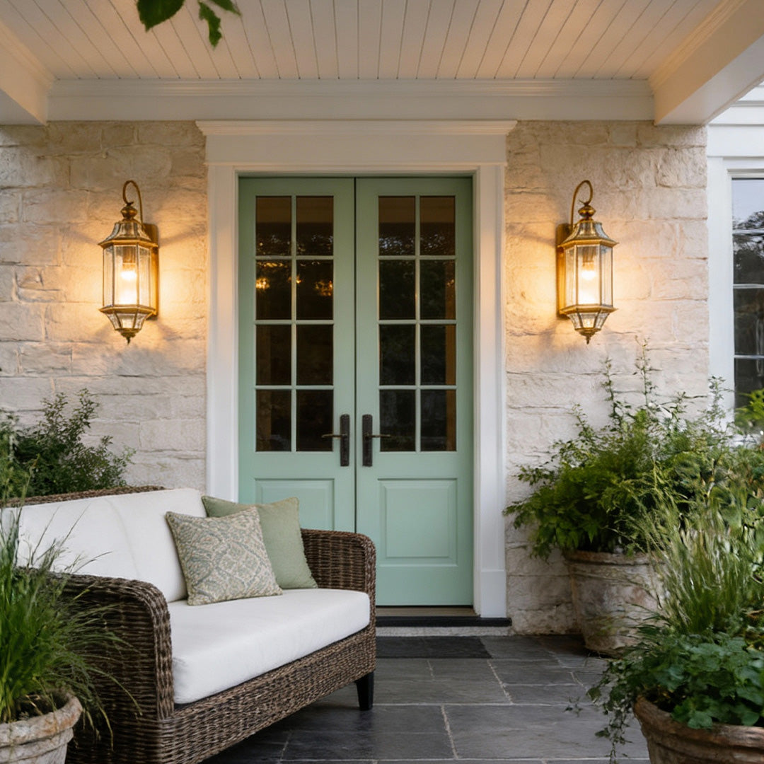 Vintage Solid Copper Outdoor Wall Sconce – Weatherproof Clear Glass Manor Lantern
