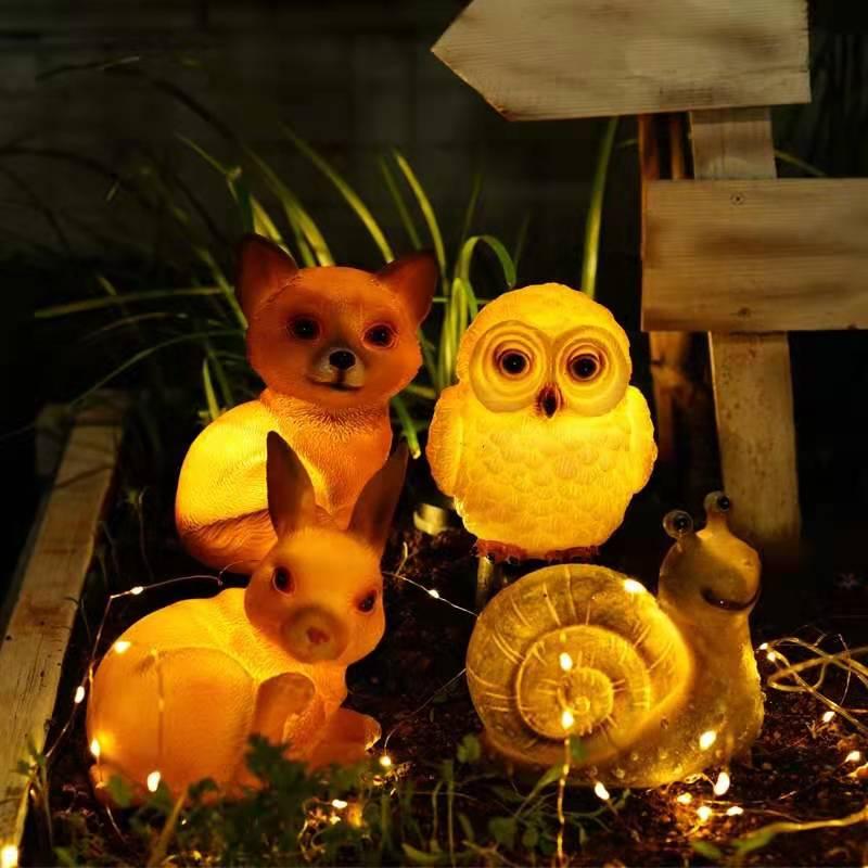 Outdoor Solar Animal Statue Lawn Light - Weatherproof Resin Garden Figurine | Automatic LED Lawn & Patio Accent