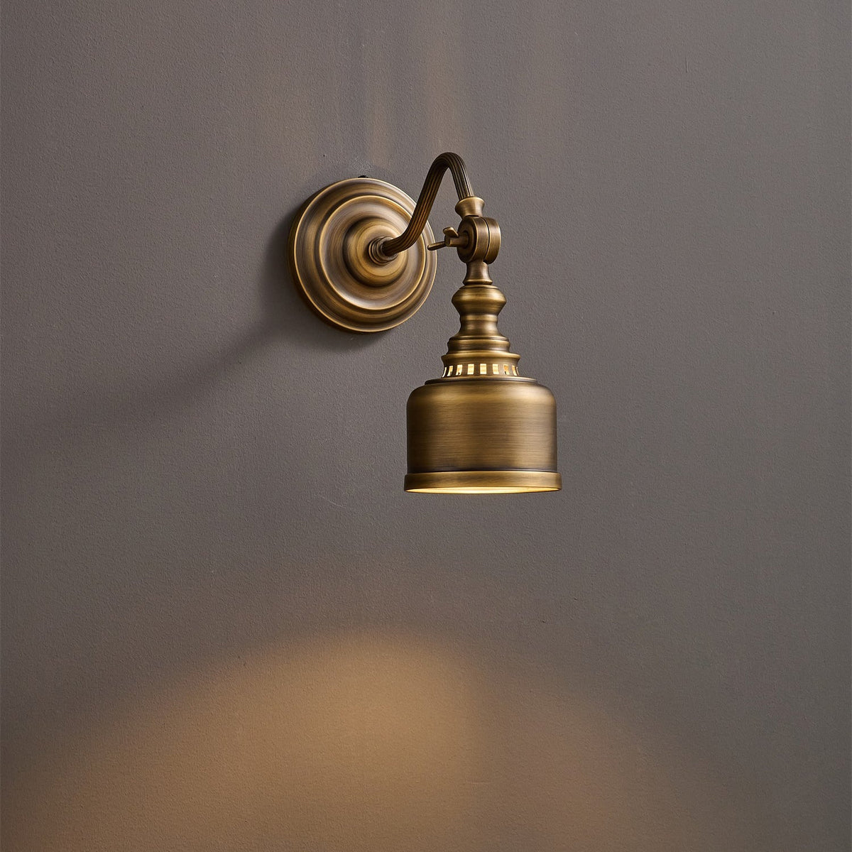 Addison Gooseneck Wall Lamp – Antique Brass Adjustable Arm Vintage Wall Sconce