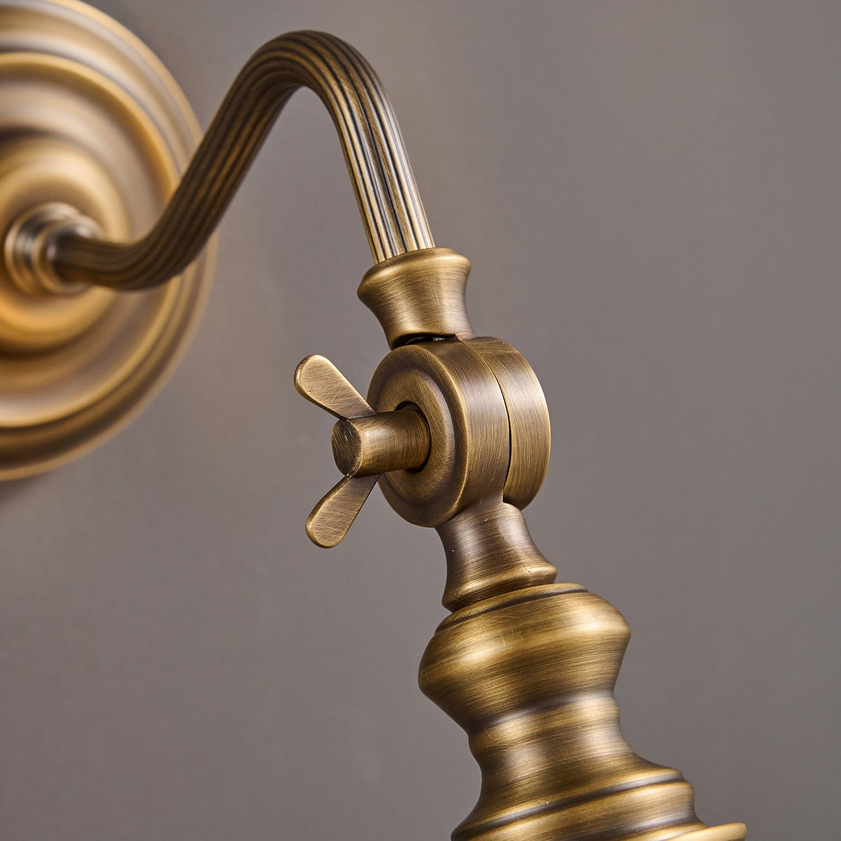 Addison Gooseneck Wall Lamp – Antique Brass Adjustable Arm Vintage Wall Sconce