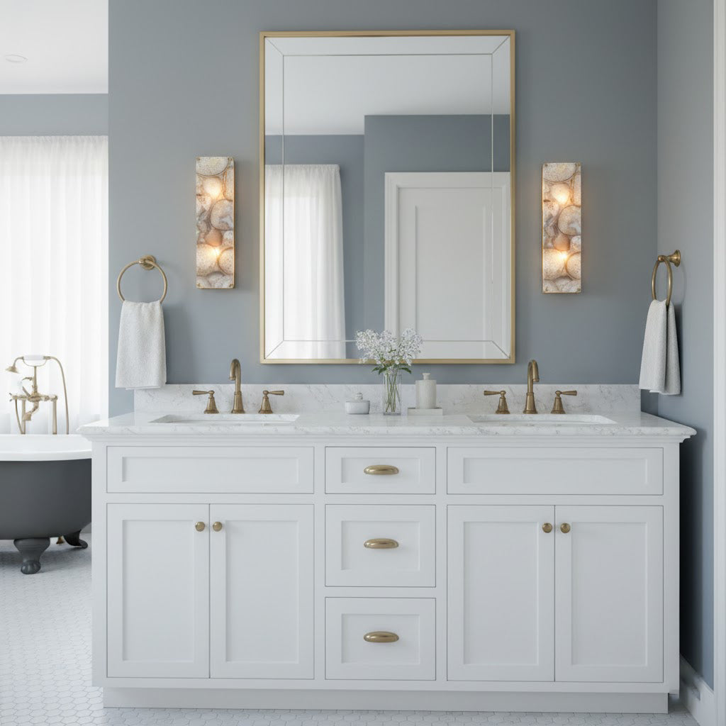 Adeline Alabaster Wall Lamp – Natural Onyx Stone & Hand-Polished Brass Wall Sconce