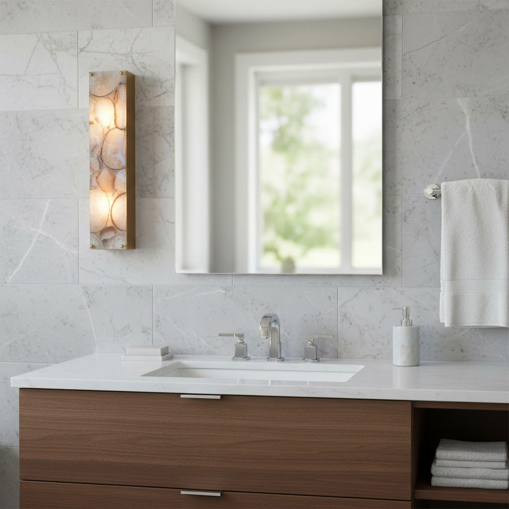 Adeline Alabaster Wall Lamp – Natural Onyx Stone & Hand-Polished Brass Wall Sconce