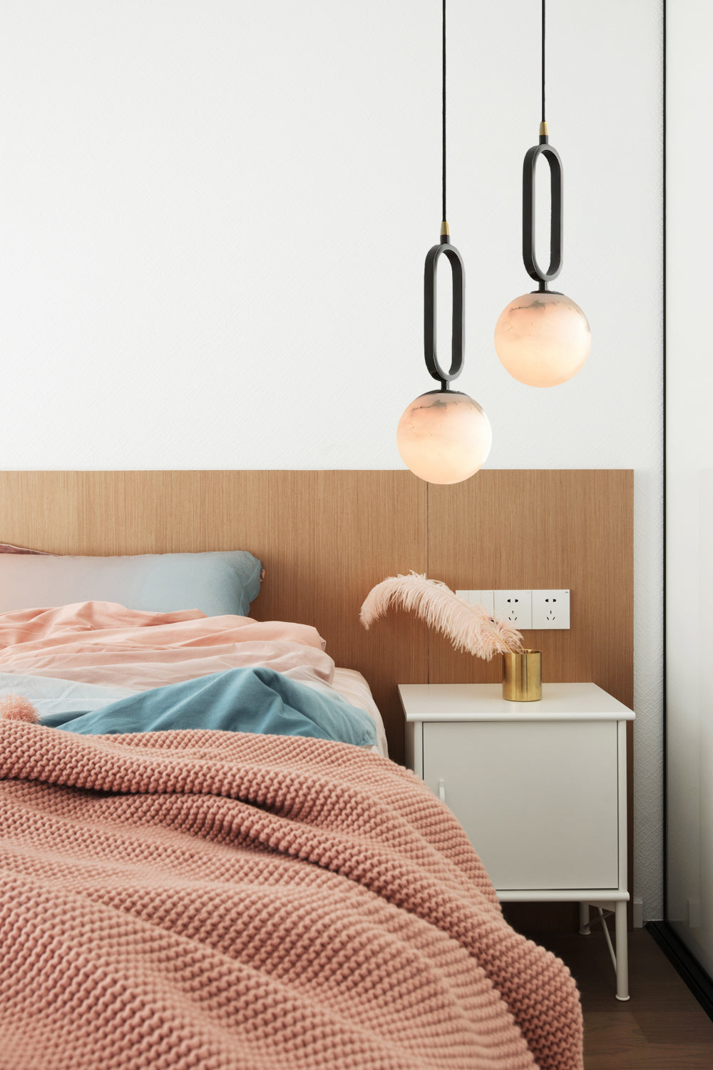 Alabaster Ball Pendant Lamp – Natural Stone Teardrop & Metal Modern Suspension Light