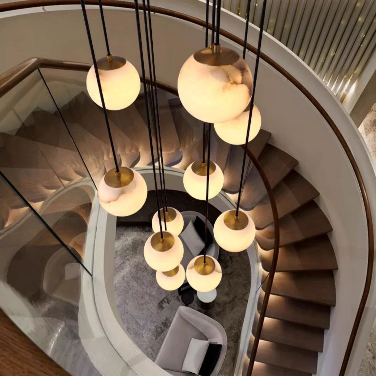Alabaster Balls Cluster Chandelier – Natural Stone Orbs & Modern Cascading Chandelier