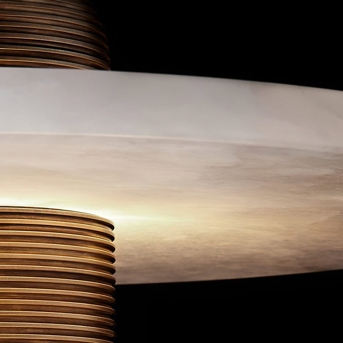 Alabaster Comet Table Lamp – Translucent Stone Planes & Fluted Brass Modern LED Light