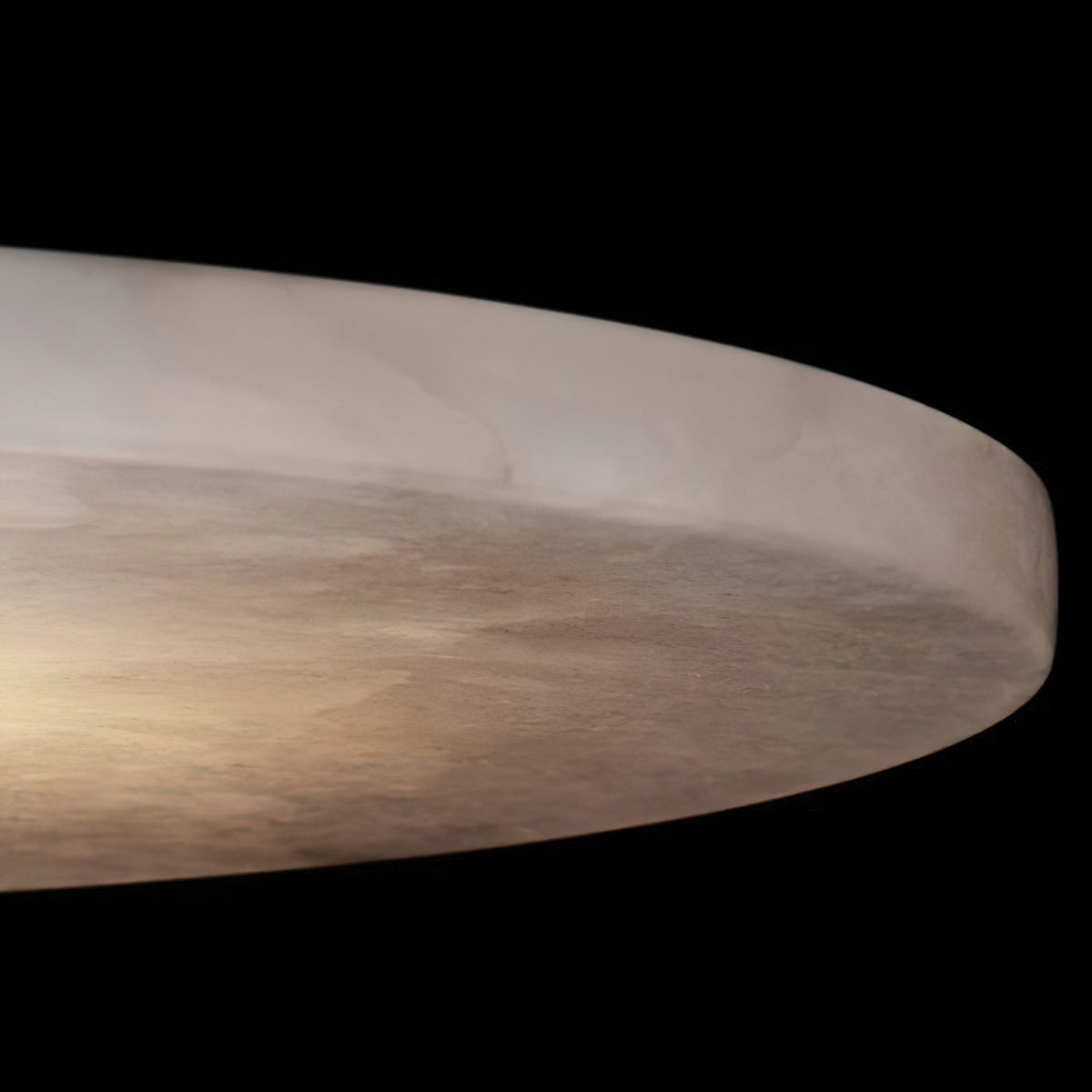 Alabaster Comet Table Lamp – Translucent Stone Planes & Fluted Brass Modern LED Light
