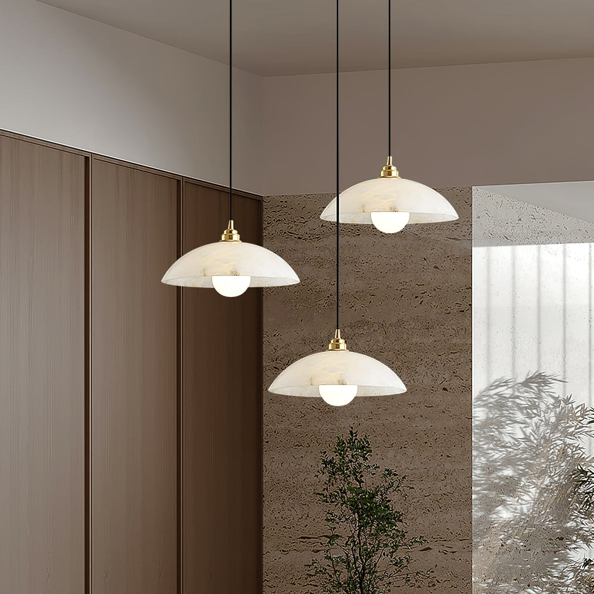 Alabaster Dome Pendant Light – Natural Stone Saucer & Brass Minimalist Suspension Lamp