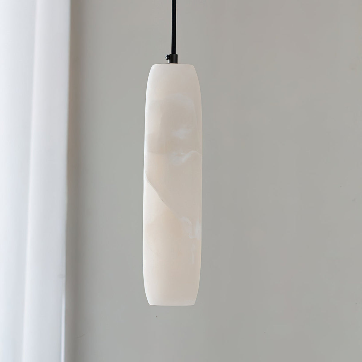 Alabaster Flute Pendant Light – Natural Stone Fluted Cylinder & Brass Suspension Light