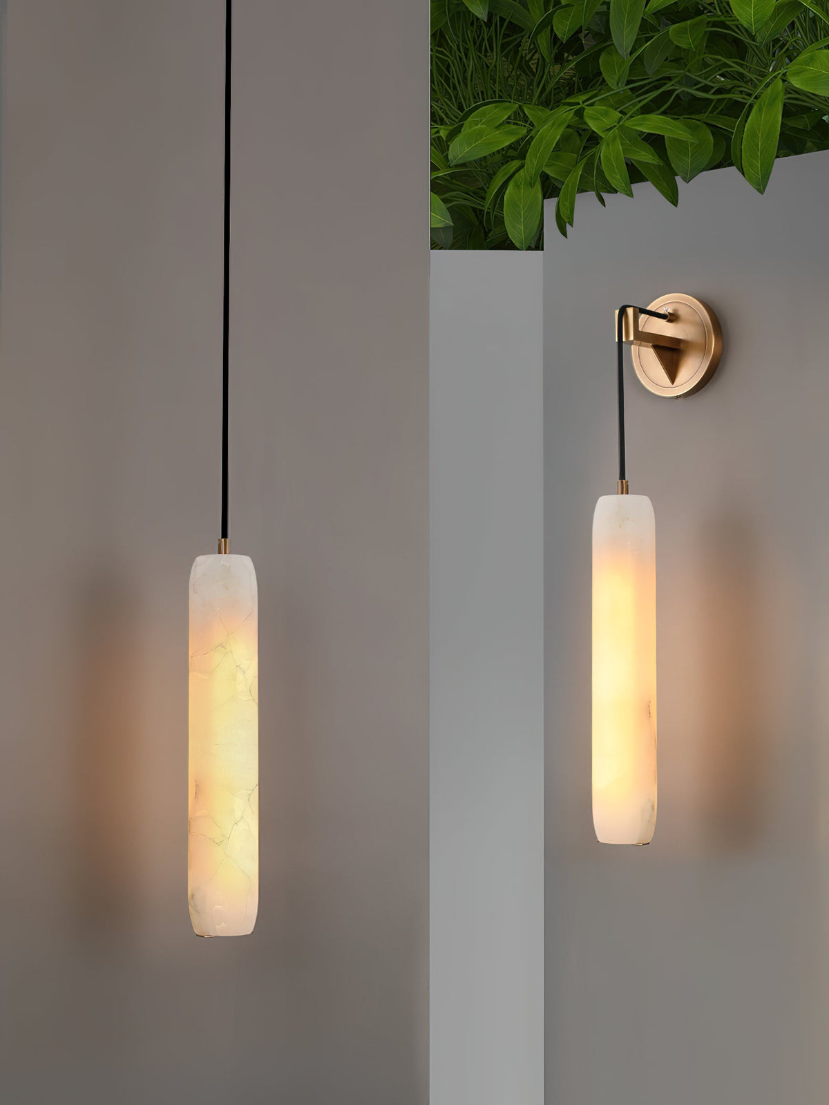 Alabaster Flute Wall Lamp – Natural Stone Fluted Cylinder & Brass Wall Sconce