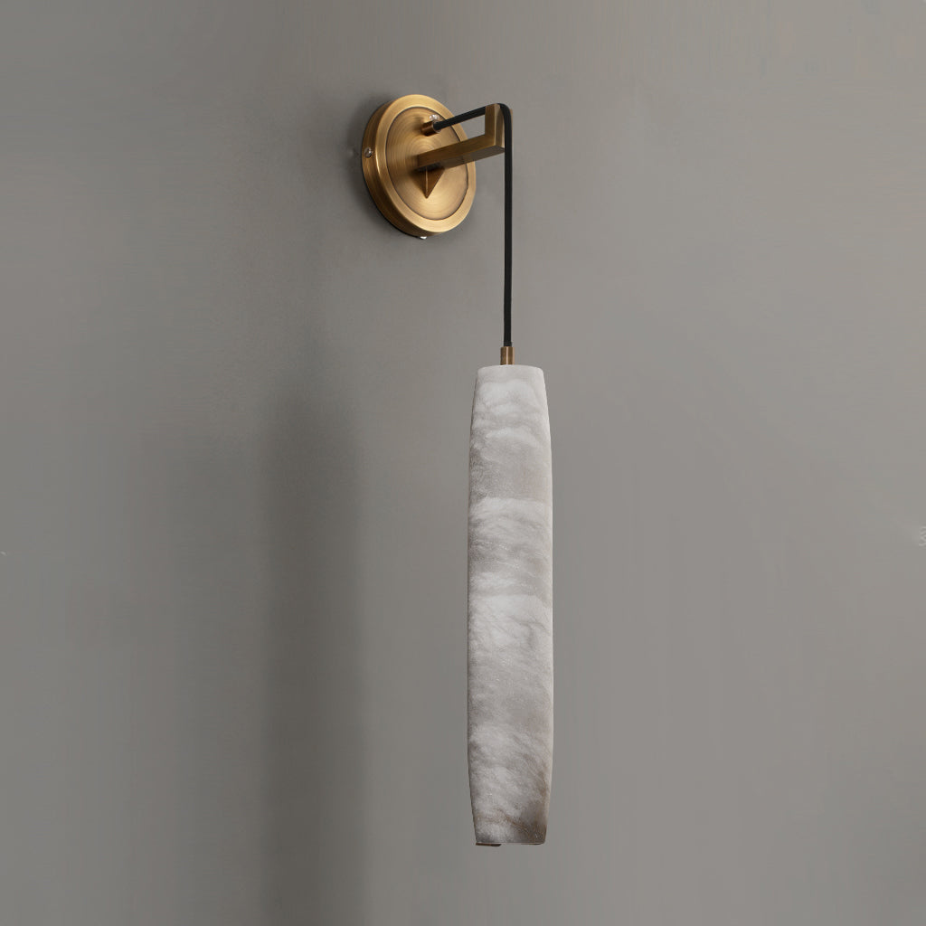 Alabaster Flute Wall Lamp – Natural Stone Fluted Cylinder & Brass Wall Sconce