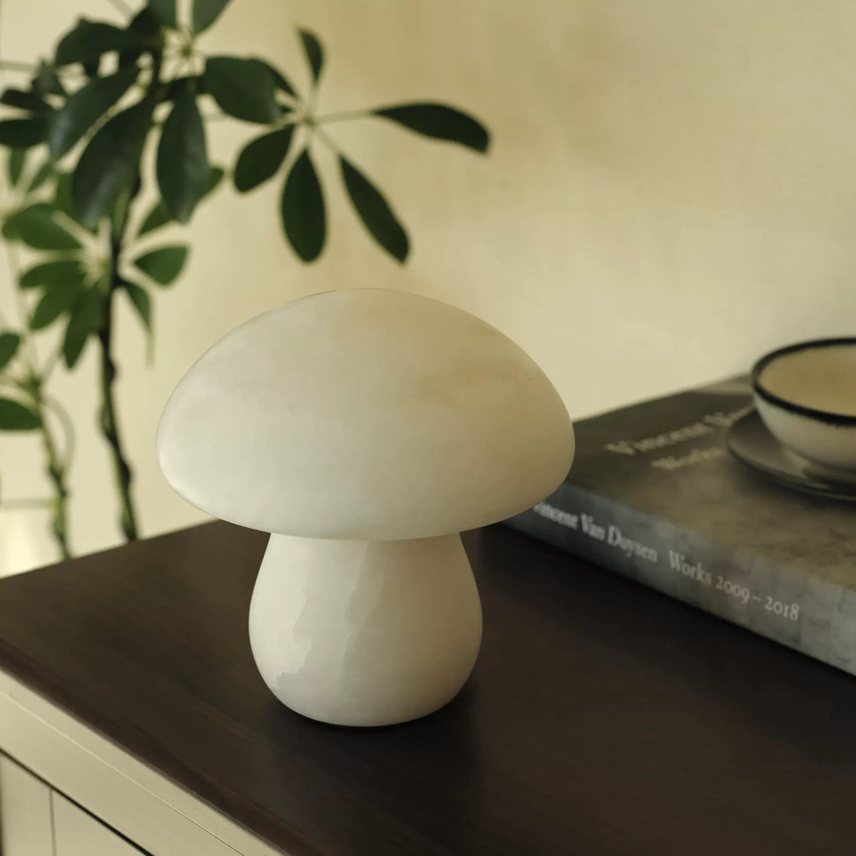 Alabaster Mushroom Table Lamp – Imported Spanish Natural Stone Modern Accent Light