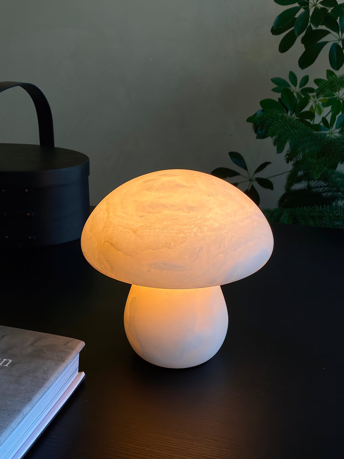 Alabaster Mushroom Table Lamp – Imported Spanish Natural Stone Modern Accent Light