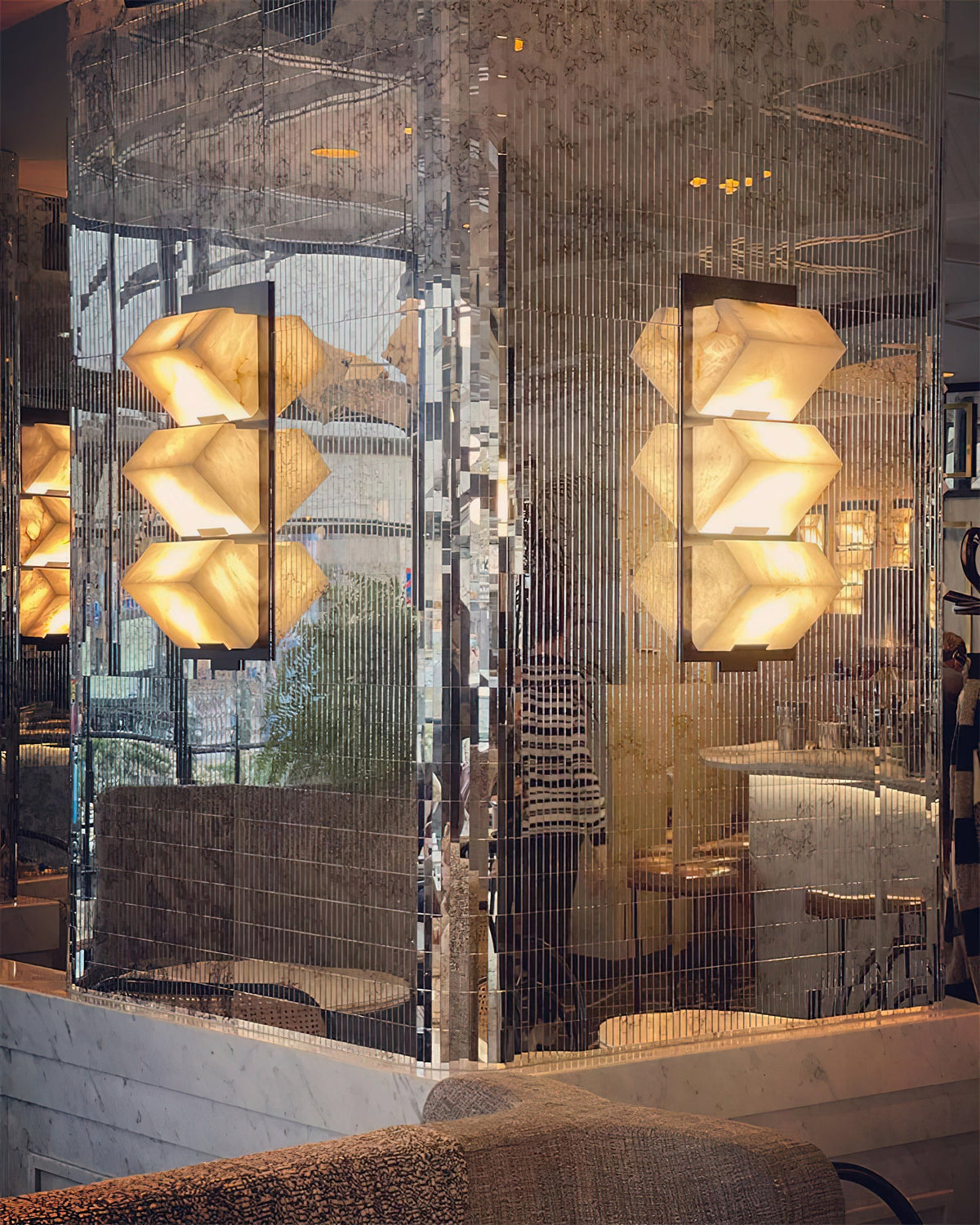 Alabaster Staircase Wall Lamp – Natural Stone Panel & Metal Modern LED Wall Sconce