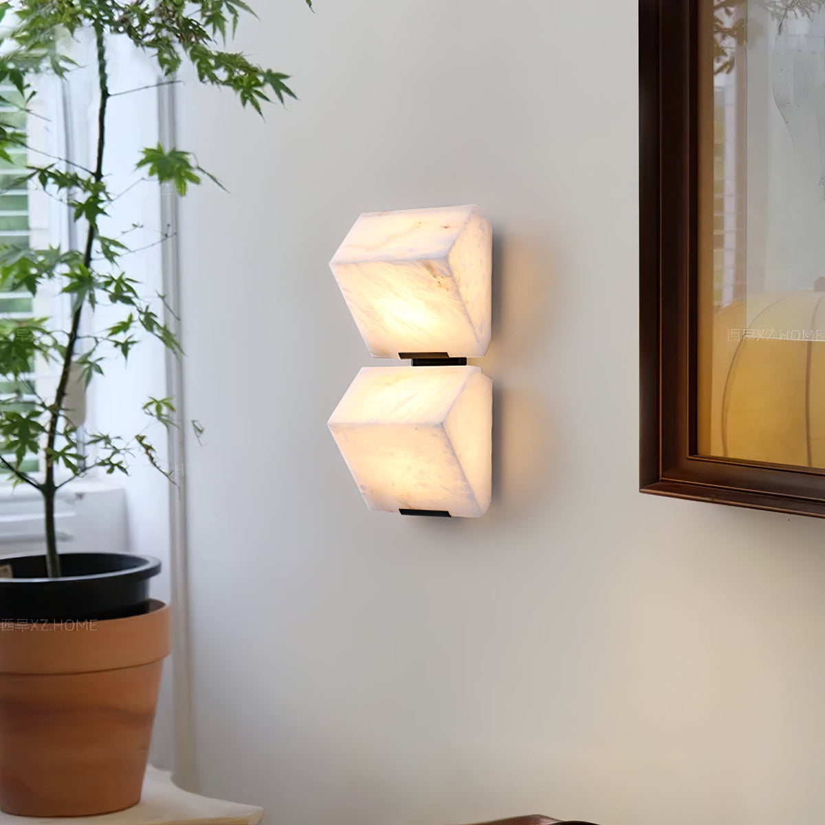 Alabaster Staircase Wall Lamp – Natural Stone Panel & Metal Modern LED Wall Sconce