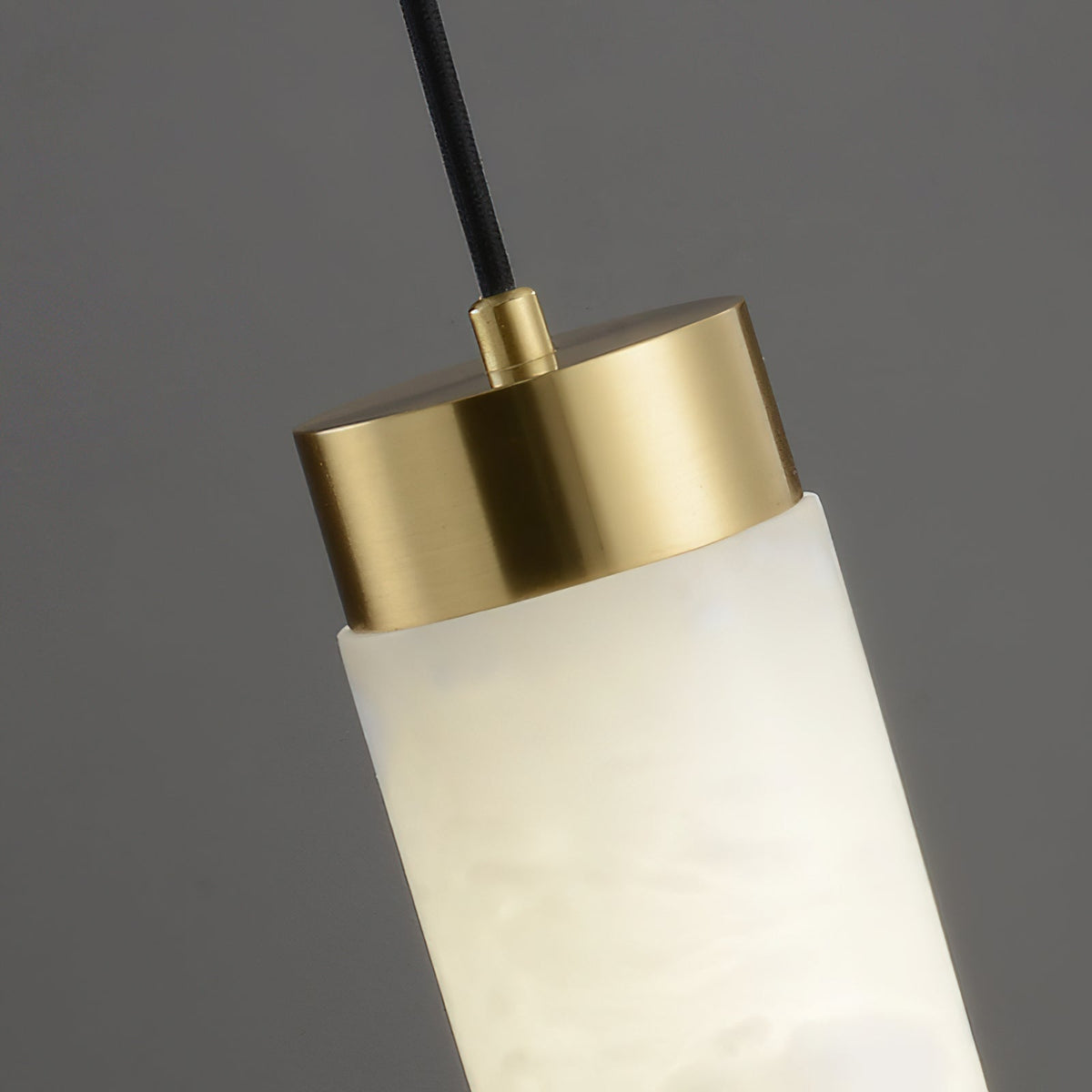 Alabaster Strip Pendant Light – Natural Stone Tubes & Satin Brass Modern Suspension Light