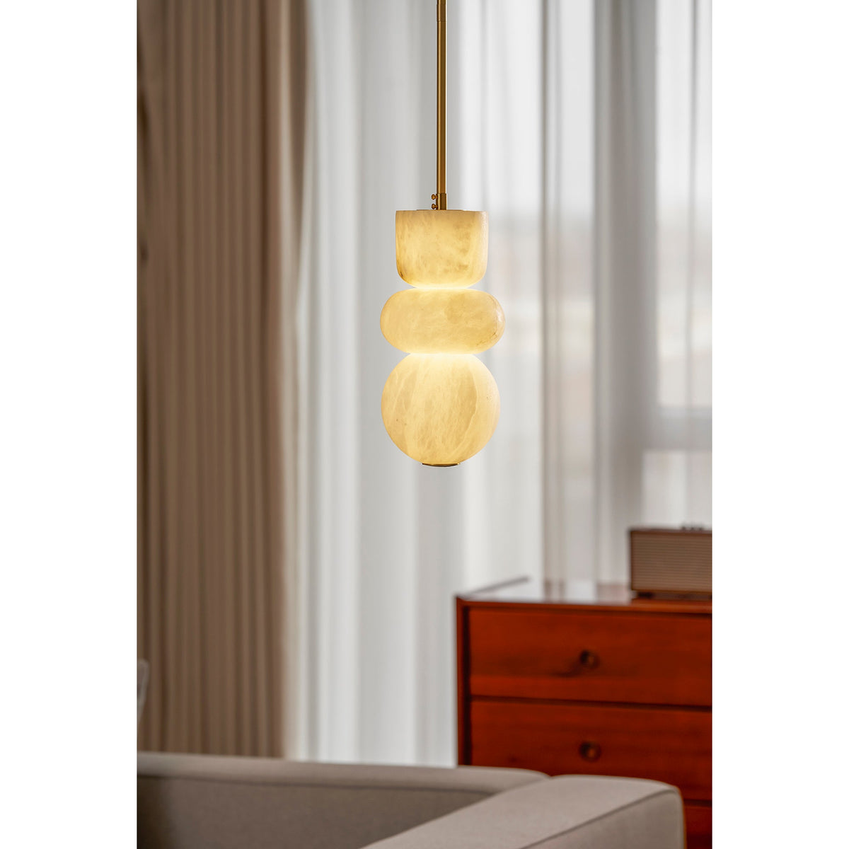 Alabaster Totem Pendant Lamp – Natural Stone Cylinder & Brass Modern LED Pendant