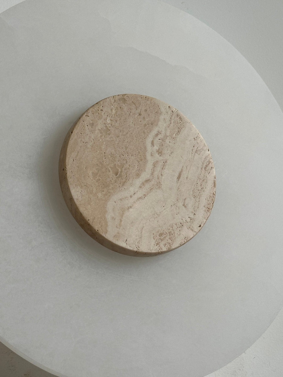 Alba Alabaster Wall Lamp – Natural Alabaster & Stone Modern LED Wall Sconce