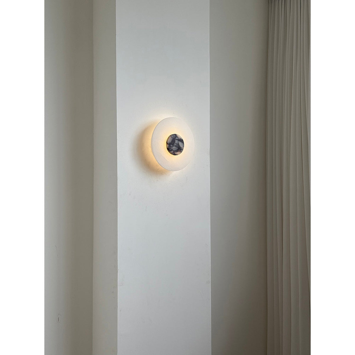 Alba Alabaster Wall Lamp – Natural Alabaster & Stone Modern LED Wall Sconce
