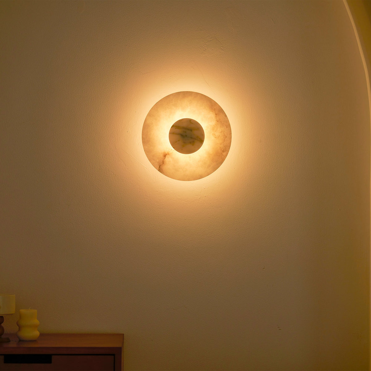 Alba Alabaster Wall Lamp – Natural Alabaster & Stone Modern LED Wall Sconce