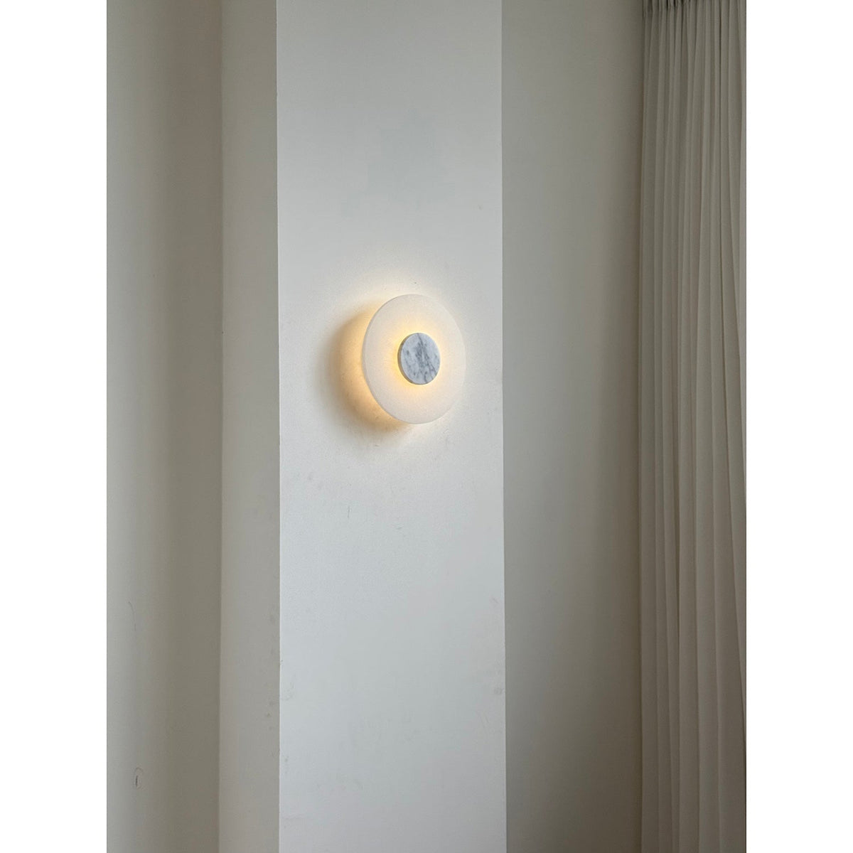 Alba Alabaster Wall Lamp – Natural Alabaster & Stone Modern LED Wall Sconce