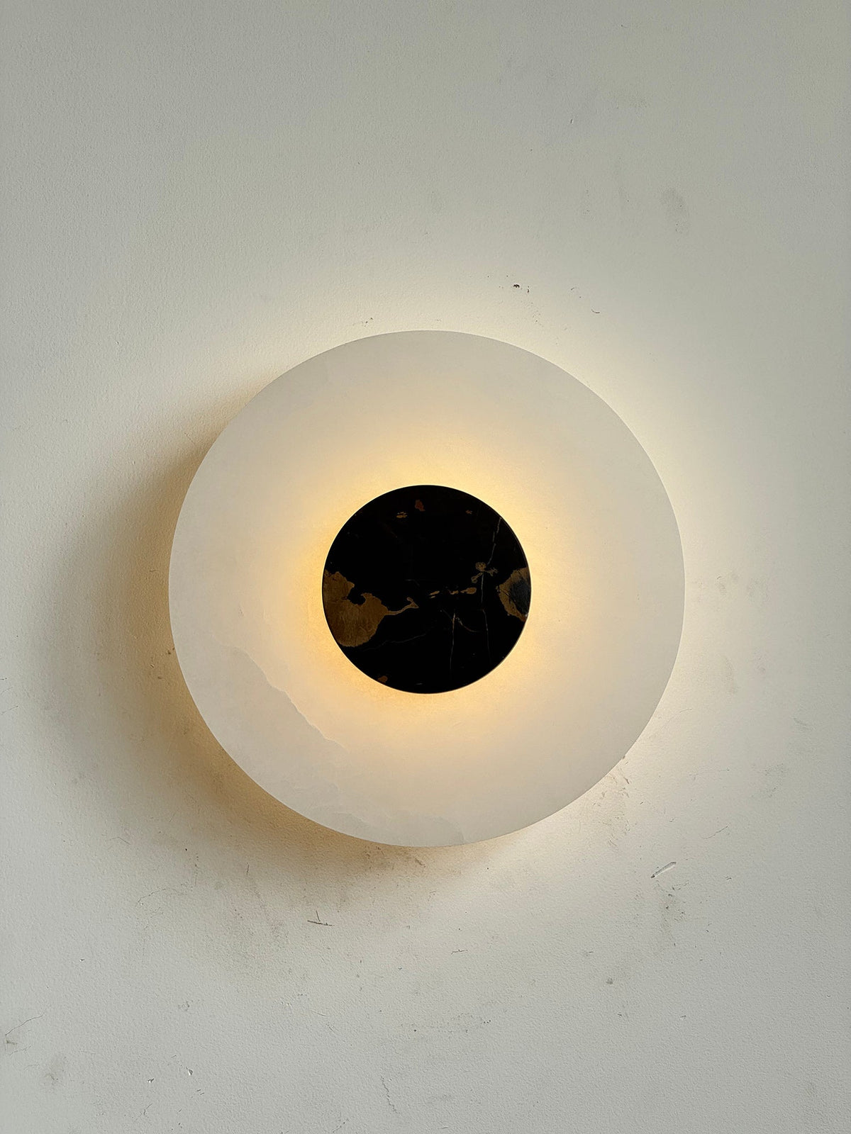 Alba Alabaster Wall Lamp – Natural Alabaster & Stone Modern LED Wall Sconce