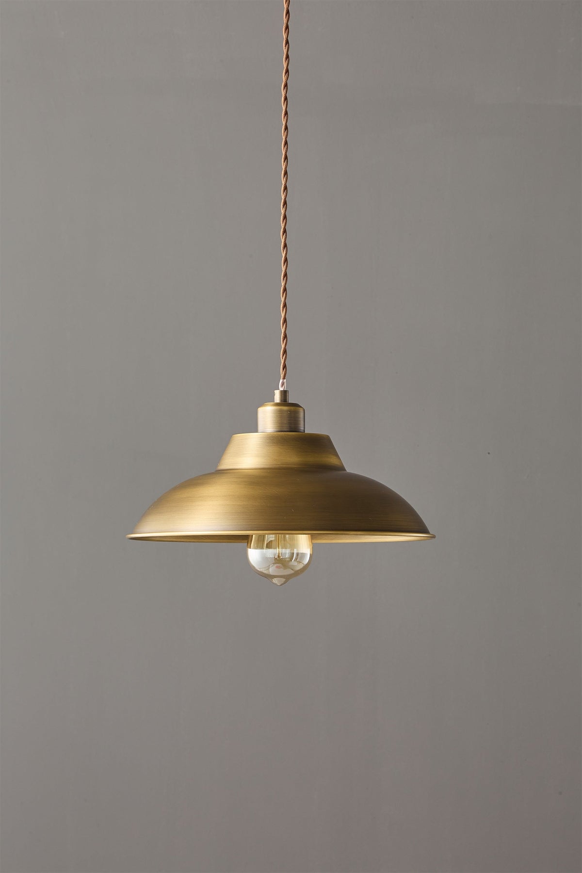 Aldorno Pendant Lamp – Antique Brass Geometric & Curved Modern Pendant Light