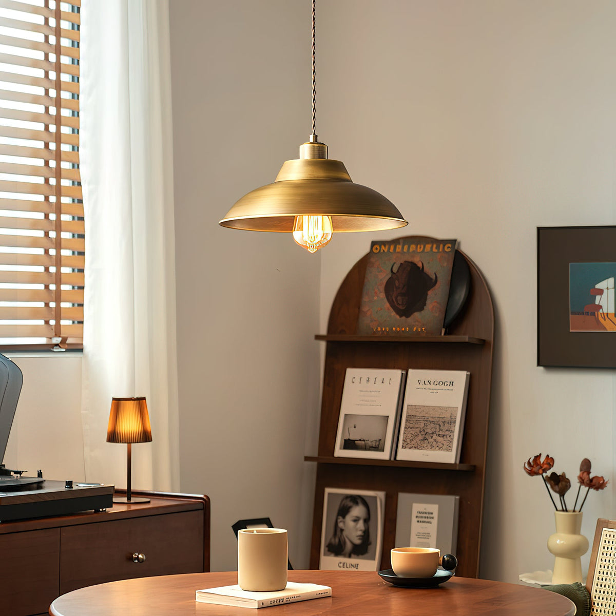 Aldorno Pendant Lamp – Antique Brass Geometric & Curved Modern Pendant Light