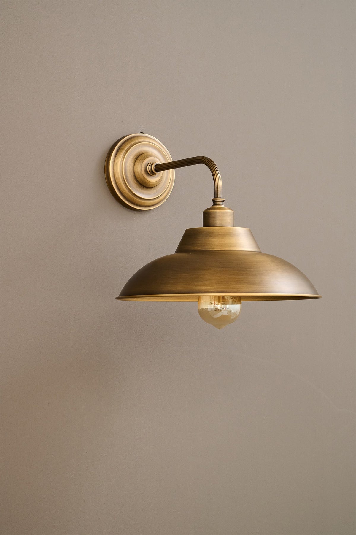 Aldorno Wall Lamp – Antique Brass & Wide Round Shade Elegant Wall Sconce