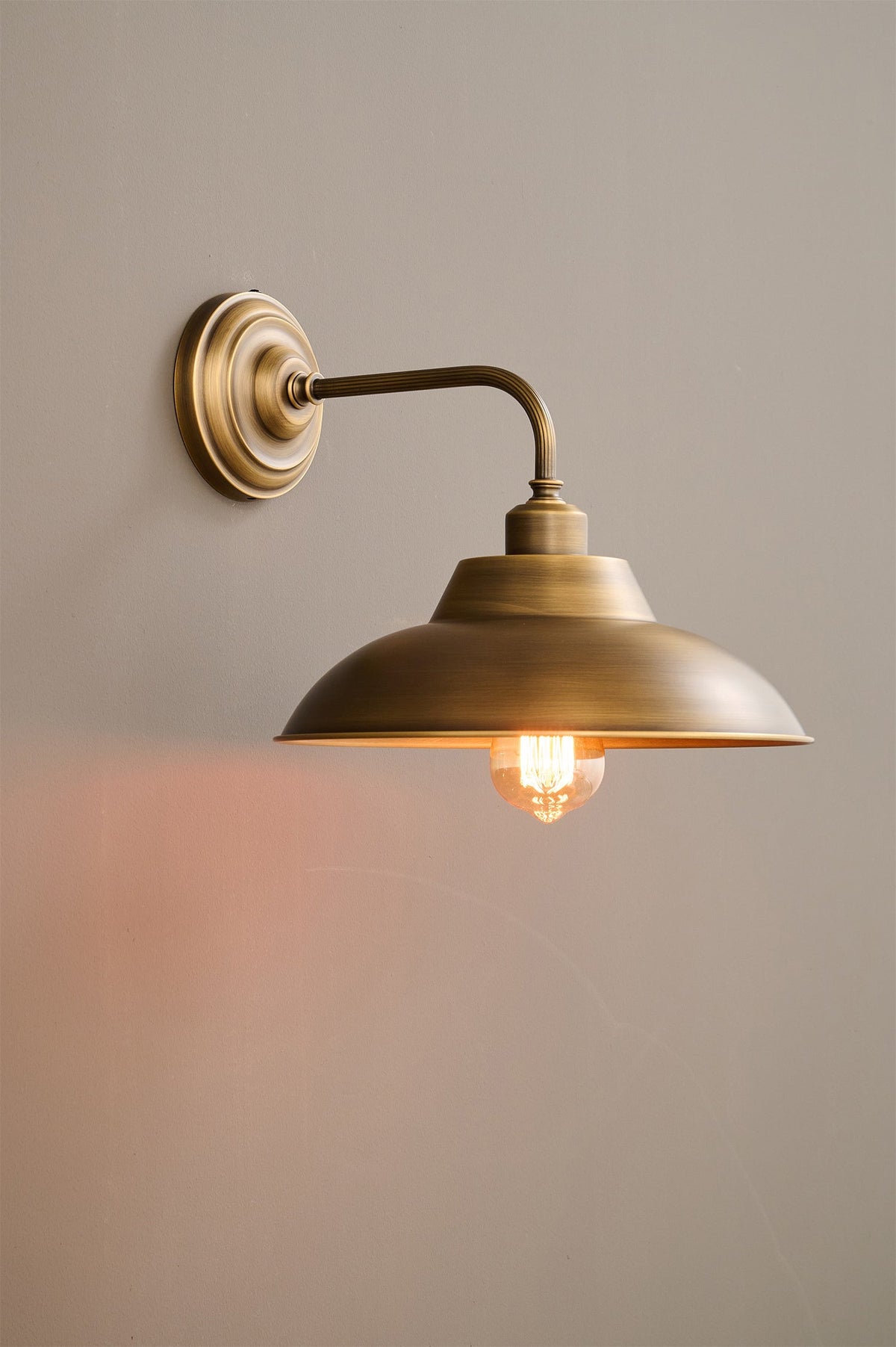 Aldorno Wall Lamp – Antique Brass & Wide Round Shade Elegant Wall Sconce