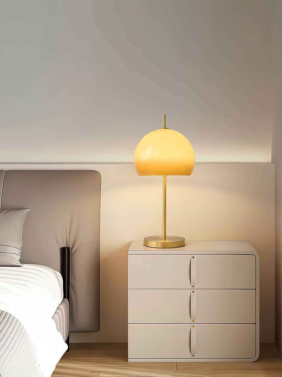 Alexander Table Lamp – Vintage 90s Mushroom Glass & Brass Bedside Table Light