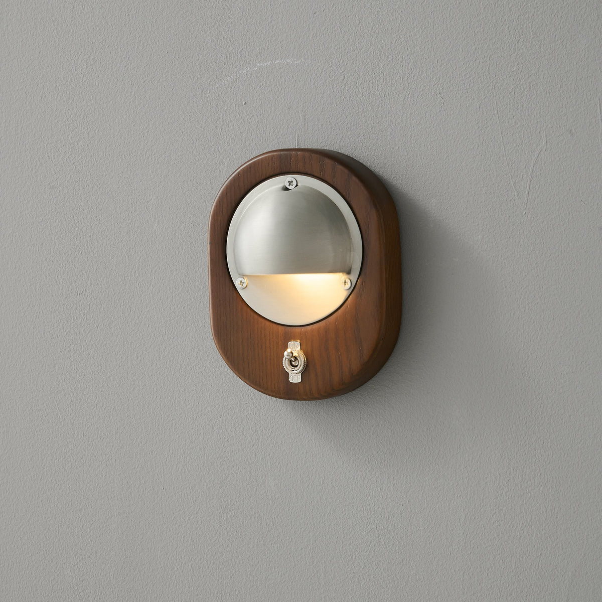 Alfi Wall Lamp – Natural Ash Wood & Metallic Shade Modern Wall Sconce