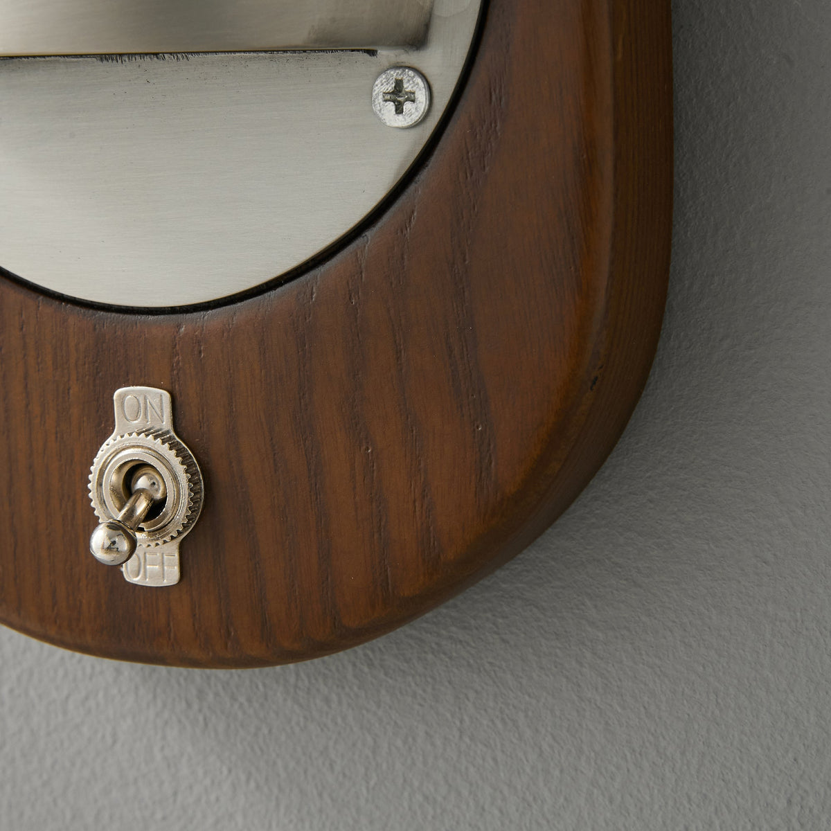 Alfi Wall Lamp – Natural Ash Wood & Metallic Shade Modern Wall Sconce