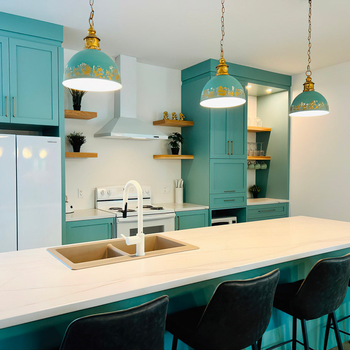 Alison Pendant Light – Distressed Regal Metal & Antique Finish Pendant