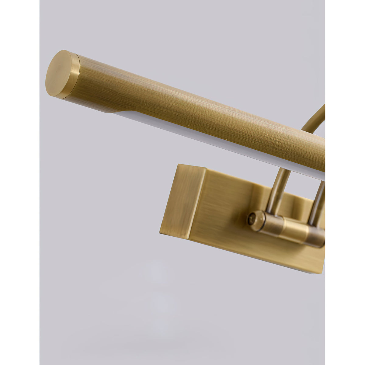 Alton Brass Rechargeable Wall Lamp – Antique Brass Picture & Accent Wall Light