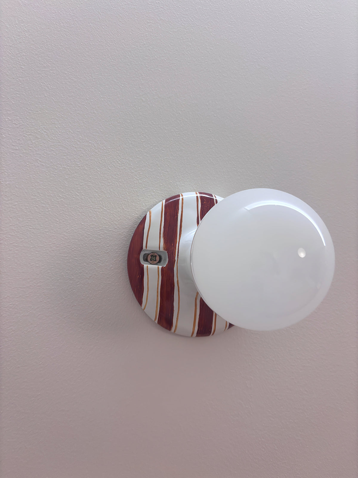 Ambrette Wall Lamp – Clean Ceramic Silhouette & Minimalist Modern Wall Sconce