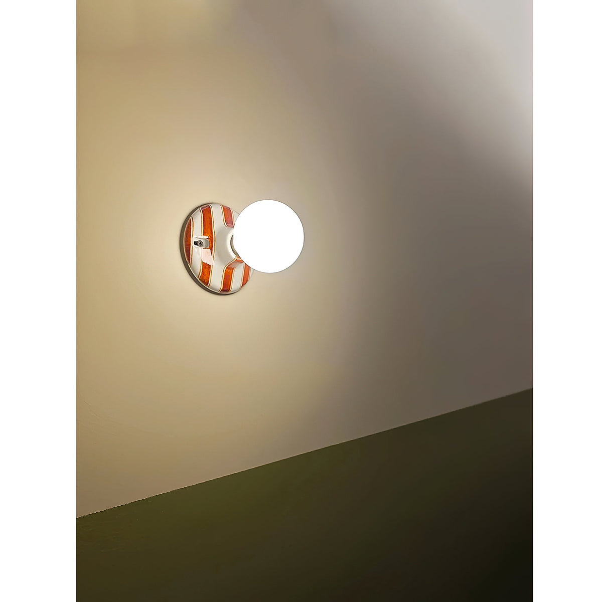 Ambrette Wall Lamp – Clean Ceramic Silhouette & Minimalist Modern Wall Sconce