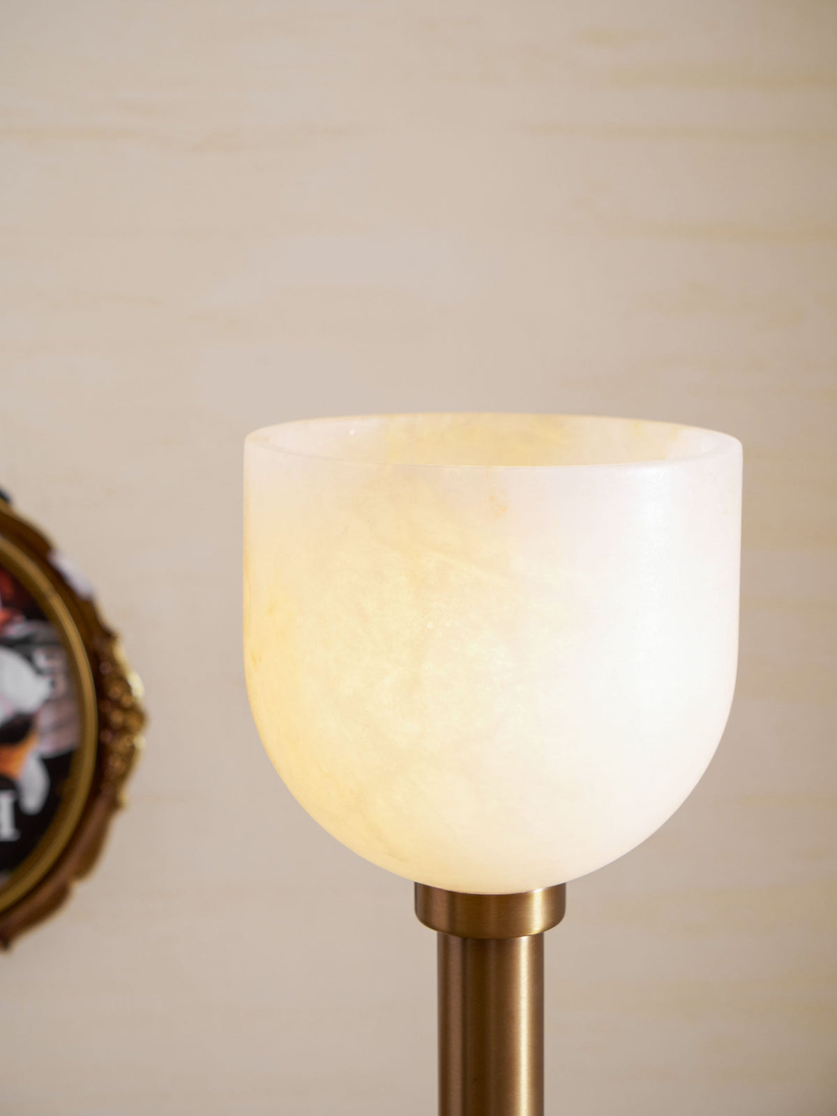 Ansley Floor Lamp – Sleek Metal & Natural Alabaster Torch Floor Lamp