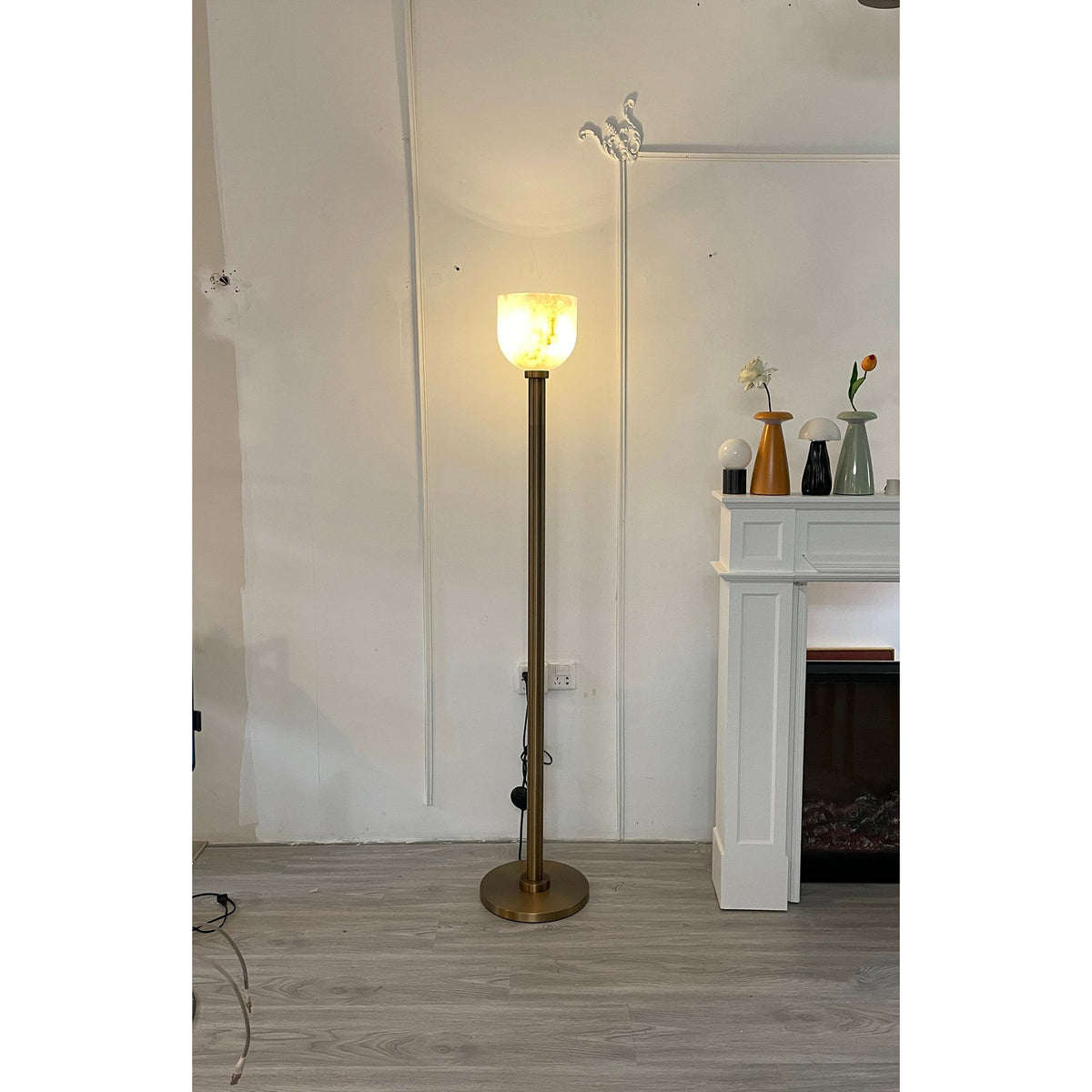 Ansley Floor Lamp – Sleek Metal & Natural Alabaster Torch Floor Lamp